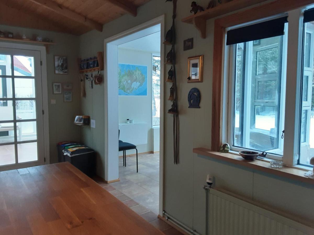 Arbakki Farmhouse Lodge Reykholt  Exterior photo